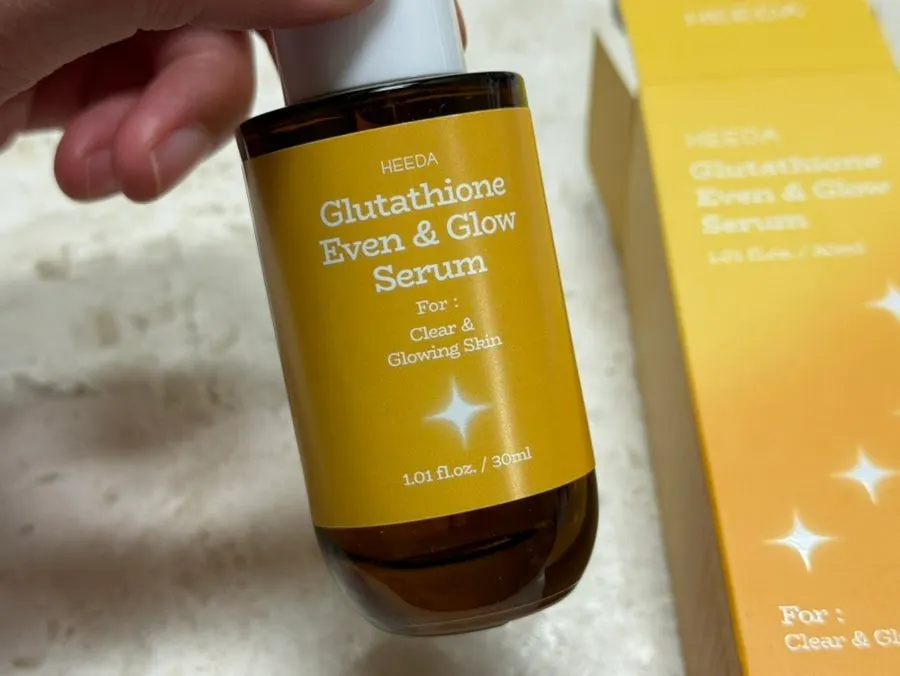 Glutathione serum on combination-dry skin: HEEDA High-End Glow Serum