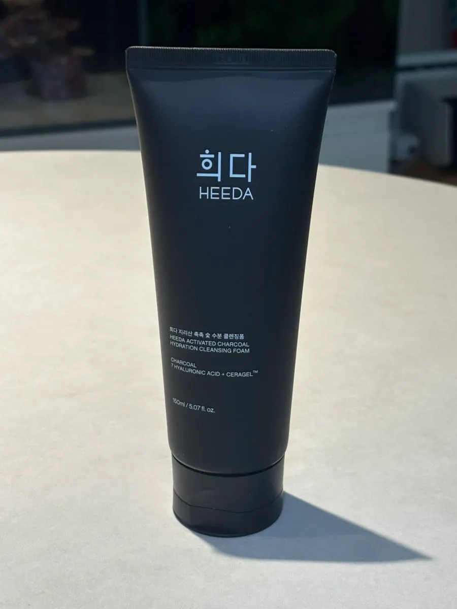 HEEDA foam cleanser package box and tube