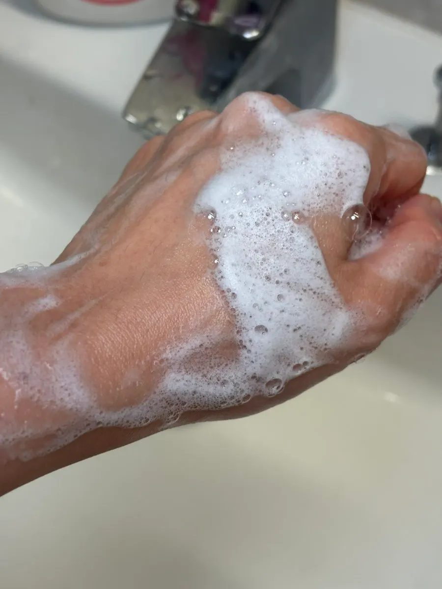 Combination skin with no tightness after cleansing