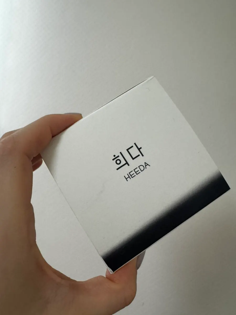 Cleansing balm for dry skin: HEEDA Jirisan Charcoal Cleansing Balm