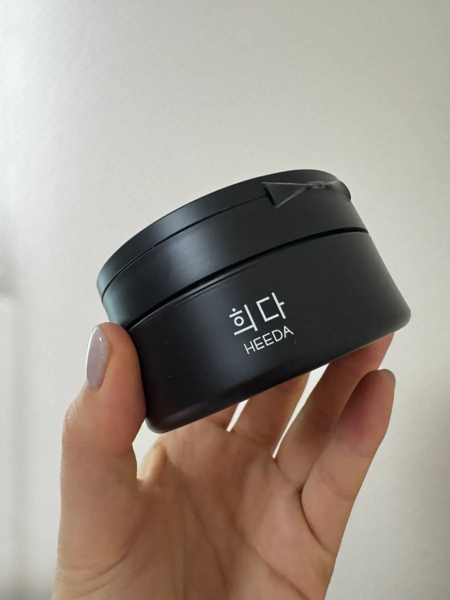 Cleansing balm for dry skin: HEEDA Jirisan Charcoal Cleansing Balm