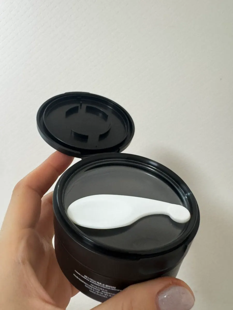 Cleansing balm for dry skin: HEEDA Jirisan Charcoal Cleansing Balm