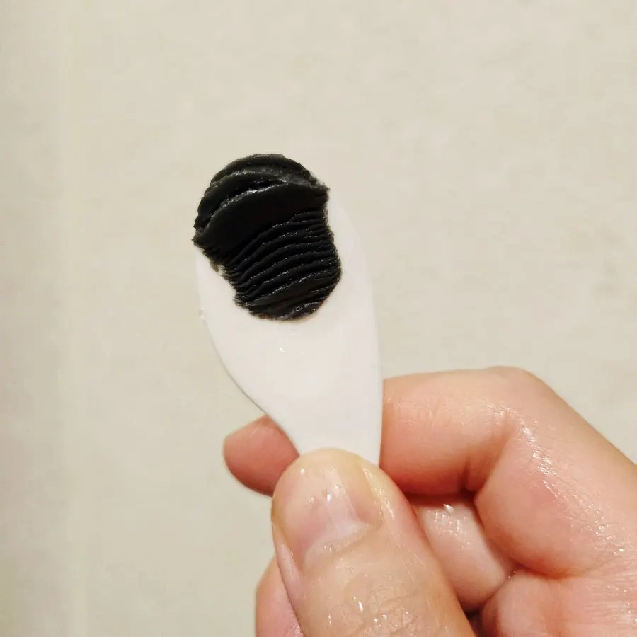 Cleansing balm for oily dehydrated skin: HEEDA Jirisan Charcoal