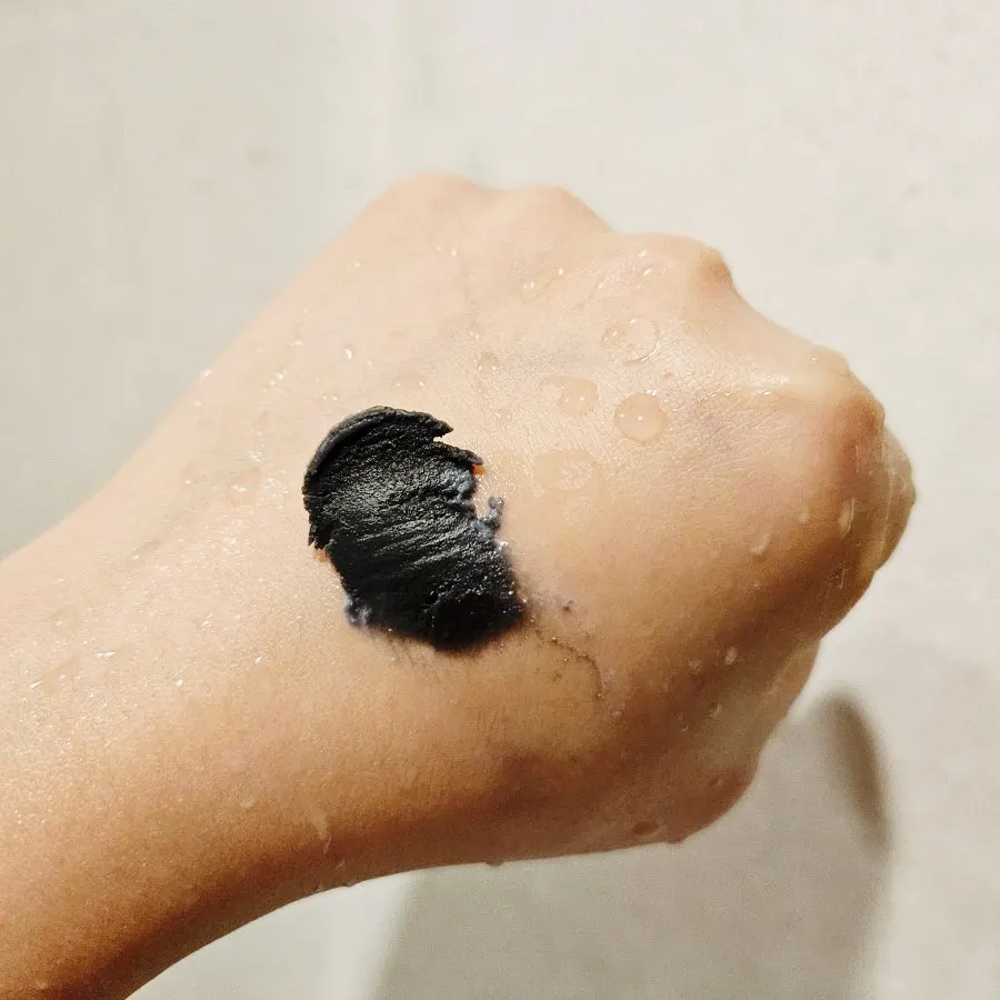 Cleansing balm for oily dehydrated skin: HEEDA Jirisan Charcoal