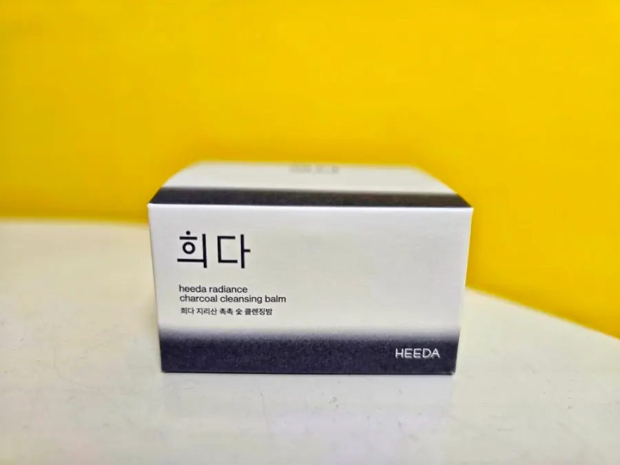 Cleansing balm for sensitive skin: HEEDA Jirisan Charcoal Balm