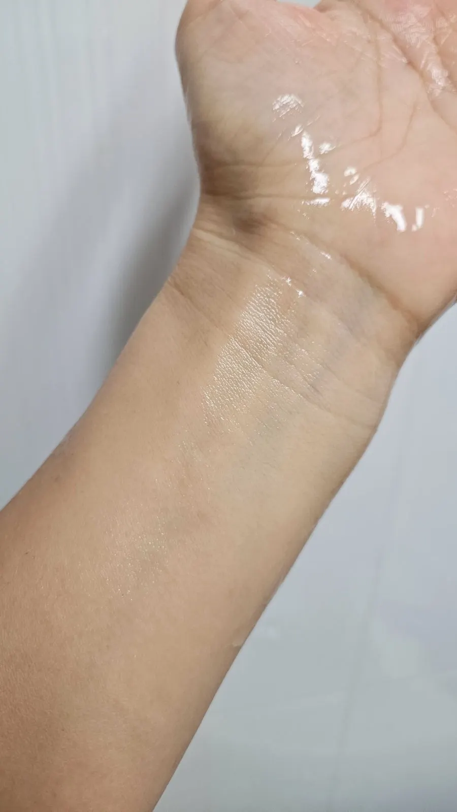 Gentle cleanser for dry skin after sunscreen: HEEDA Cleansing Foam