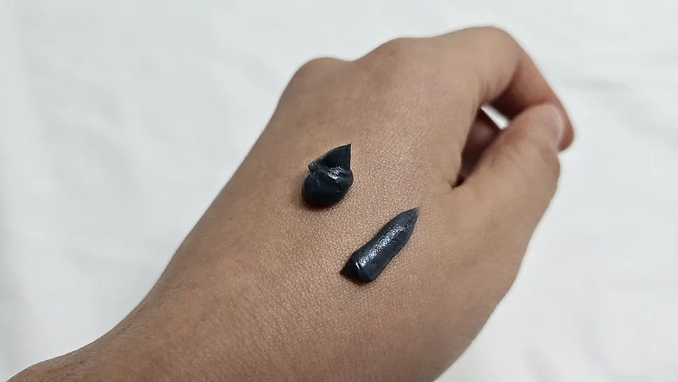 Cleansing foam for dry winter skin: HEEDA Jirisan Charcoal