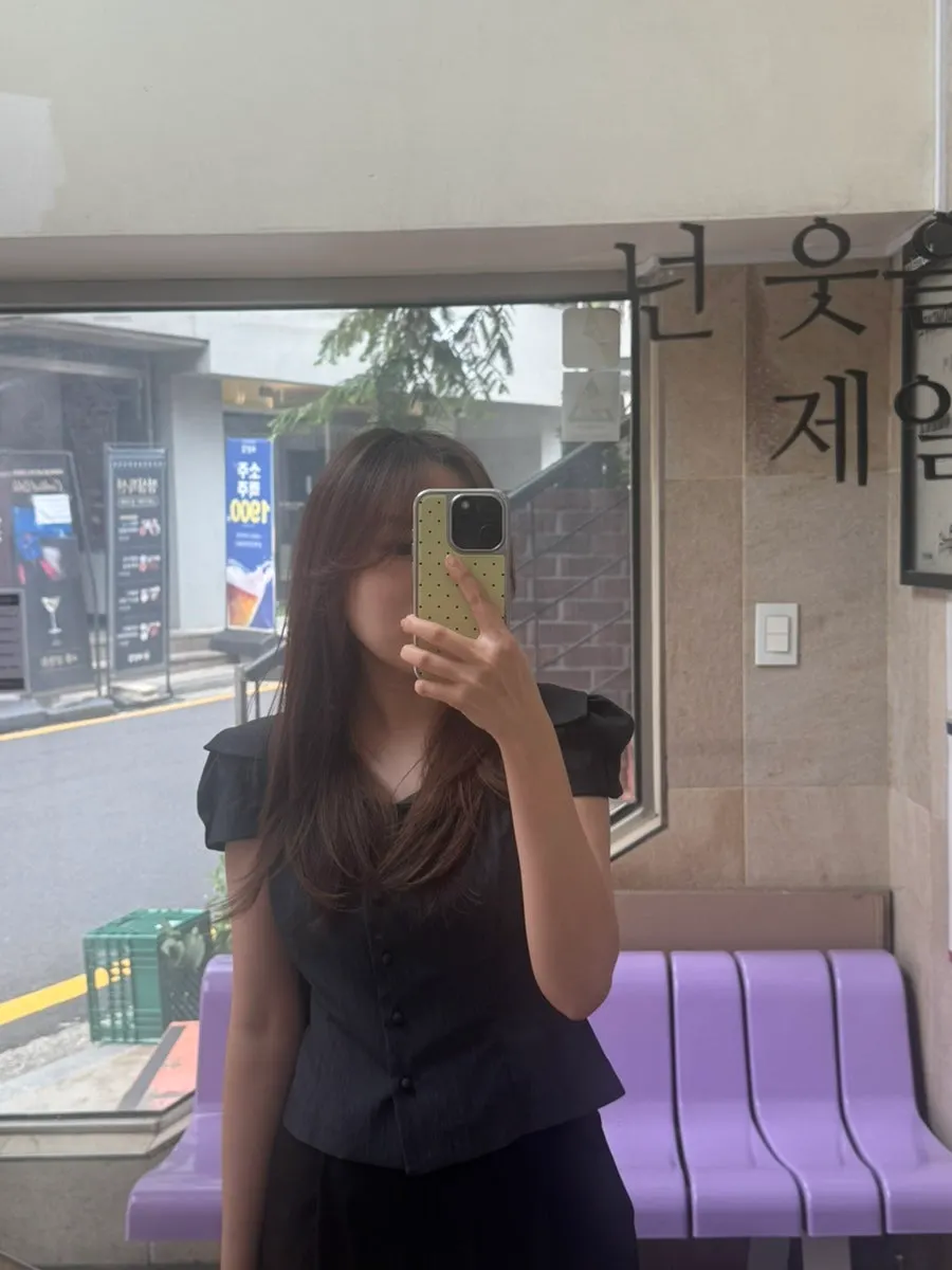 드라이로 마무리한 커트 후 머릿결