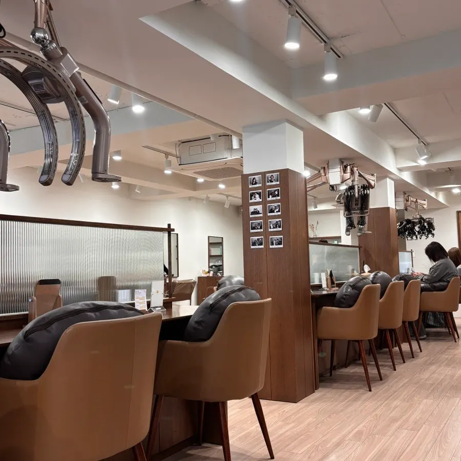 Heeol Hair seating arranged by treatment type