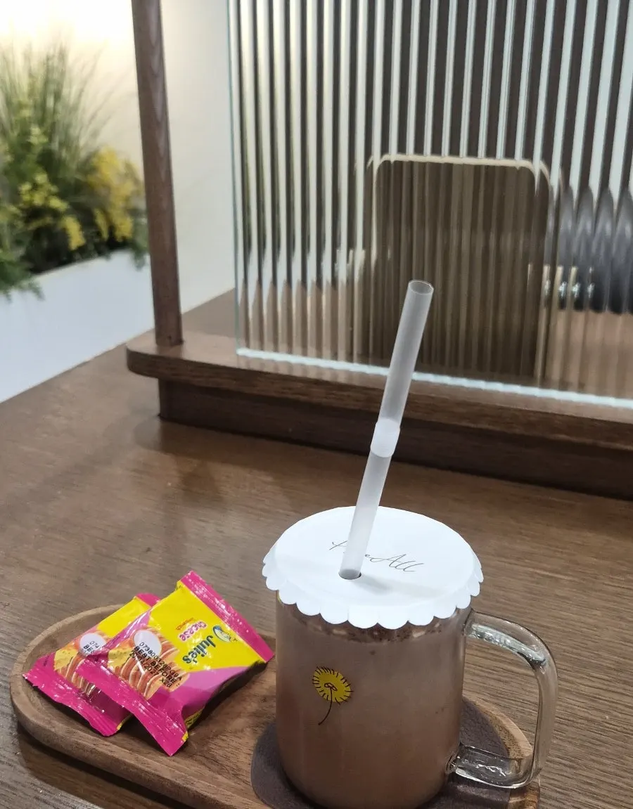 시술 중 제공된 아이스초코 음료