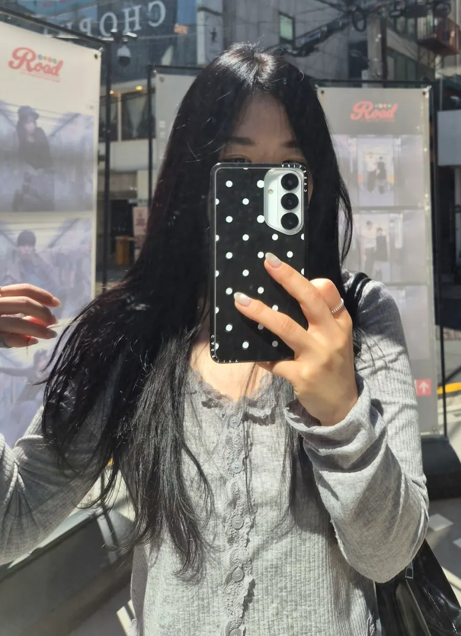 Long, neglected hair before the treatment