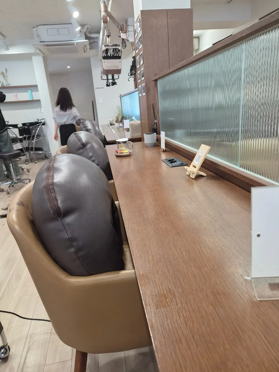 Iced americano and snacks provided during the treatment
