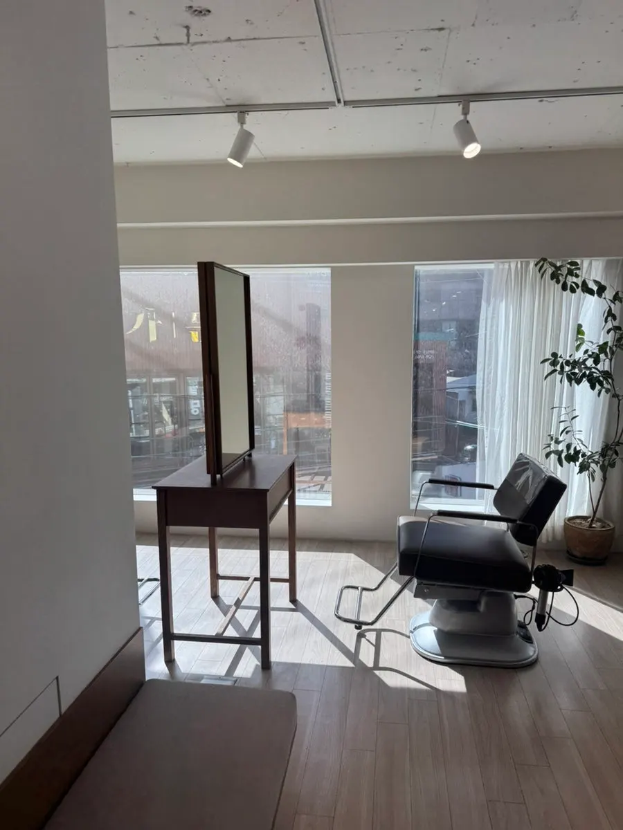 Interior view of Heeol Hair Gangnam Flagship Store