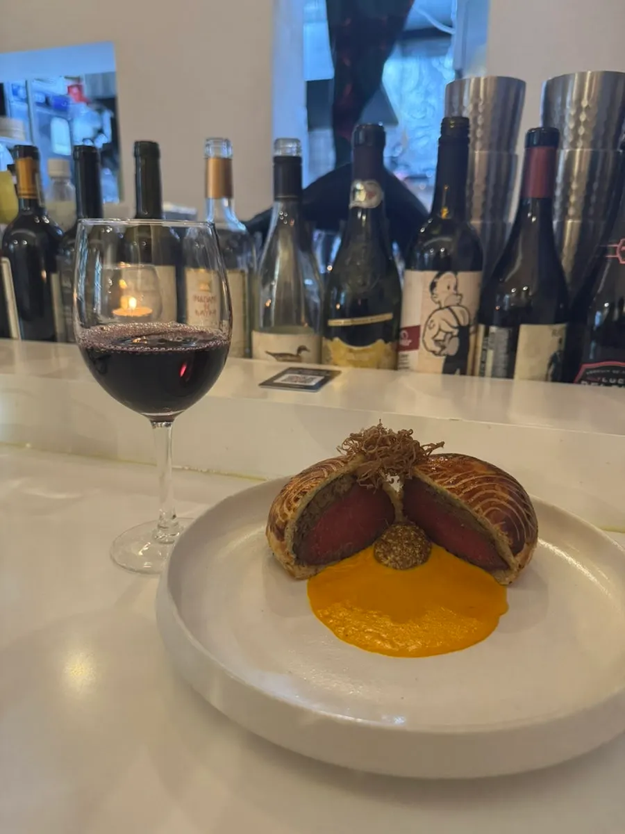 House-converted restaurant with 2nd-floor patio in Seongsu and pre-ordered Beef Wellington, Huirit