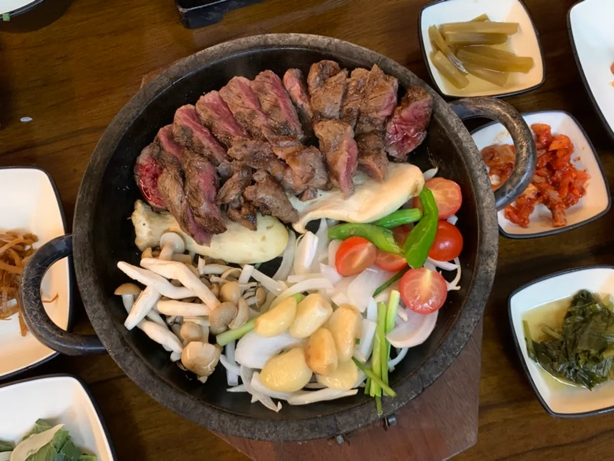 희열 서초교대점 한우 갈비 정식 한 상