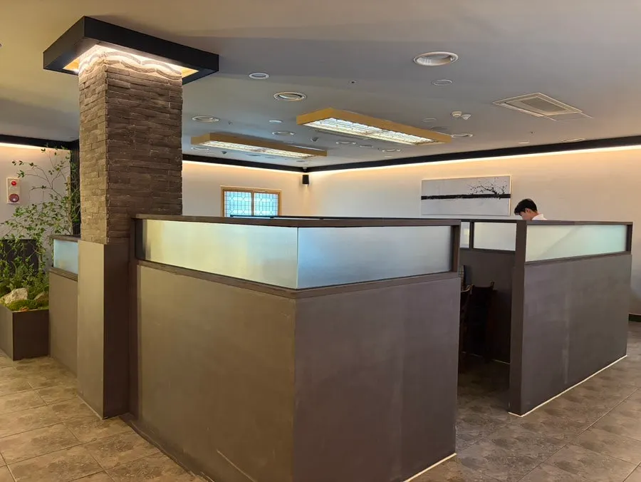 Basement-level entrance passage at Huiyeol Seocho Gyodae Branch