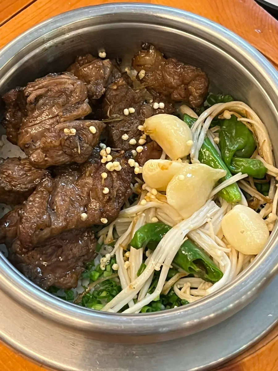 Hanwoo galbi hot pot rice at Huiyeol Seocho Gyodae Branch