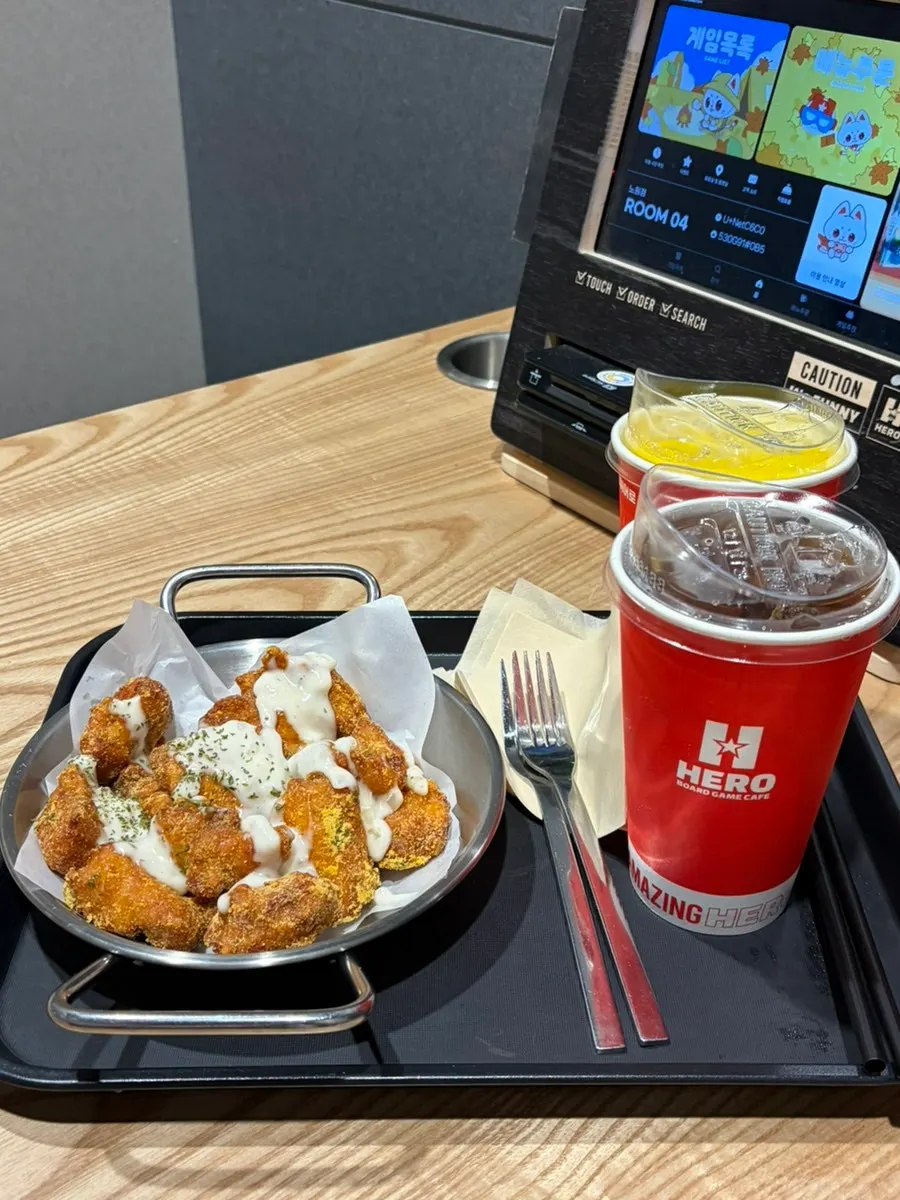 Peach iced tea and eol-baksa drink