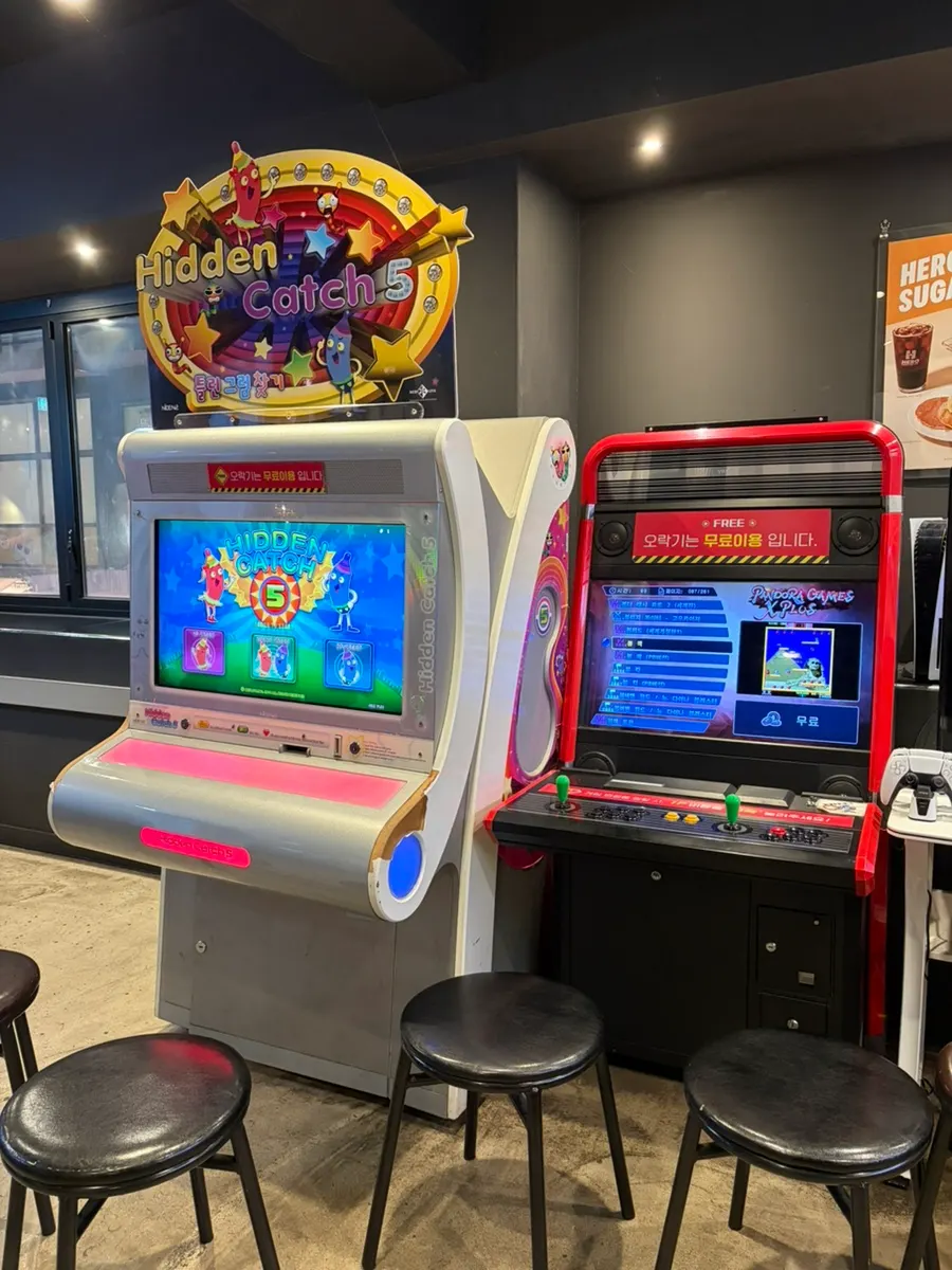Area around ordering and pickup instructions at Hero Board Game Cafe