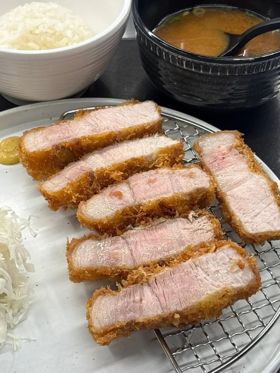 Plate of the limited YBD sang loin katsu