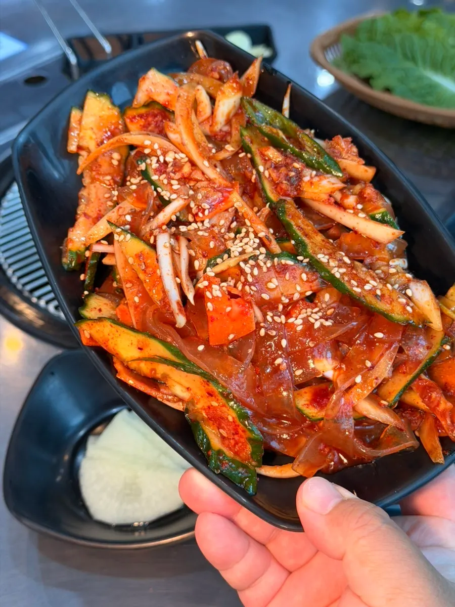 White pork geungogi with tight, firm texture