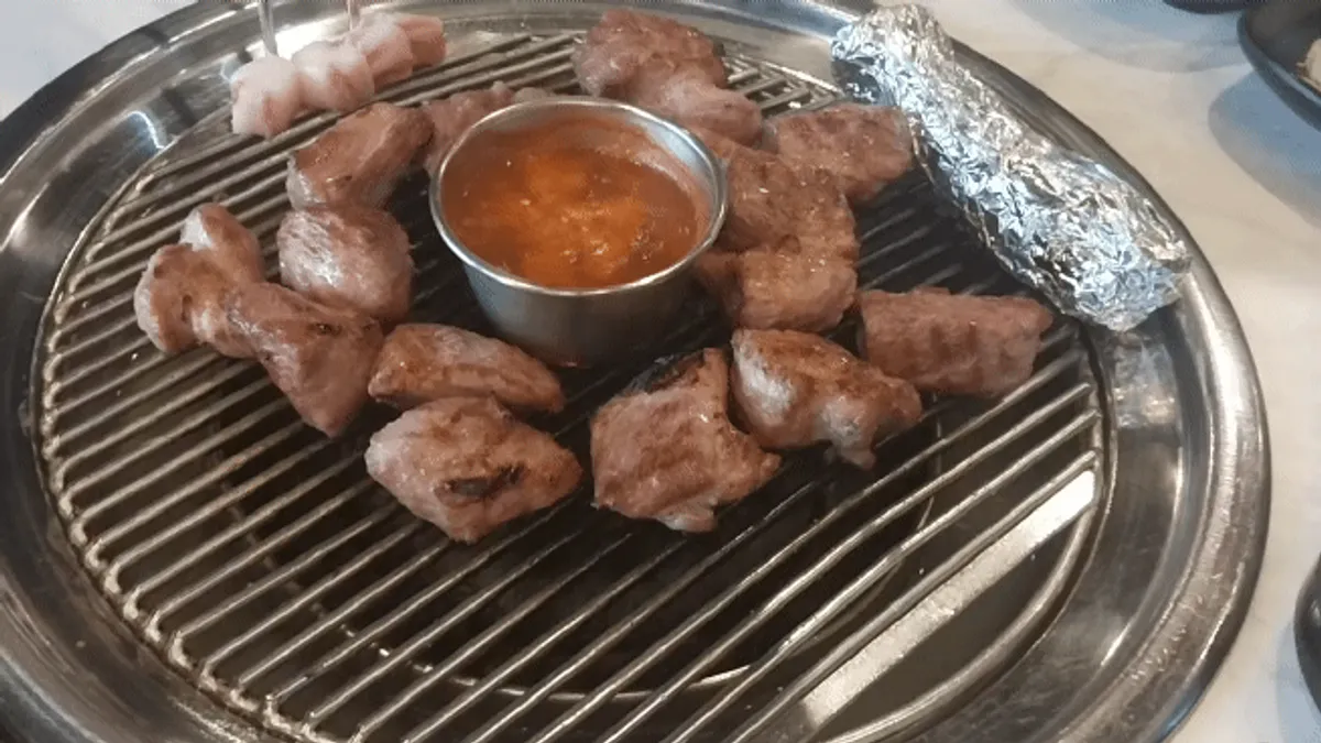 흑돼지형제들 가정루원시티본점 지리산 흑돼지 연탄구이