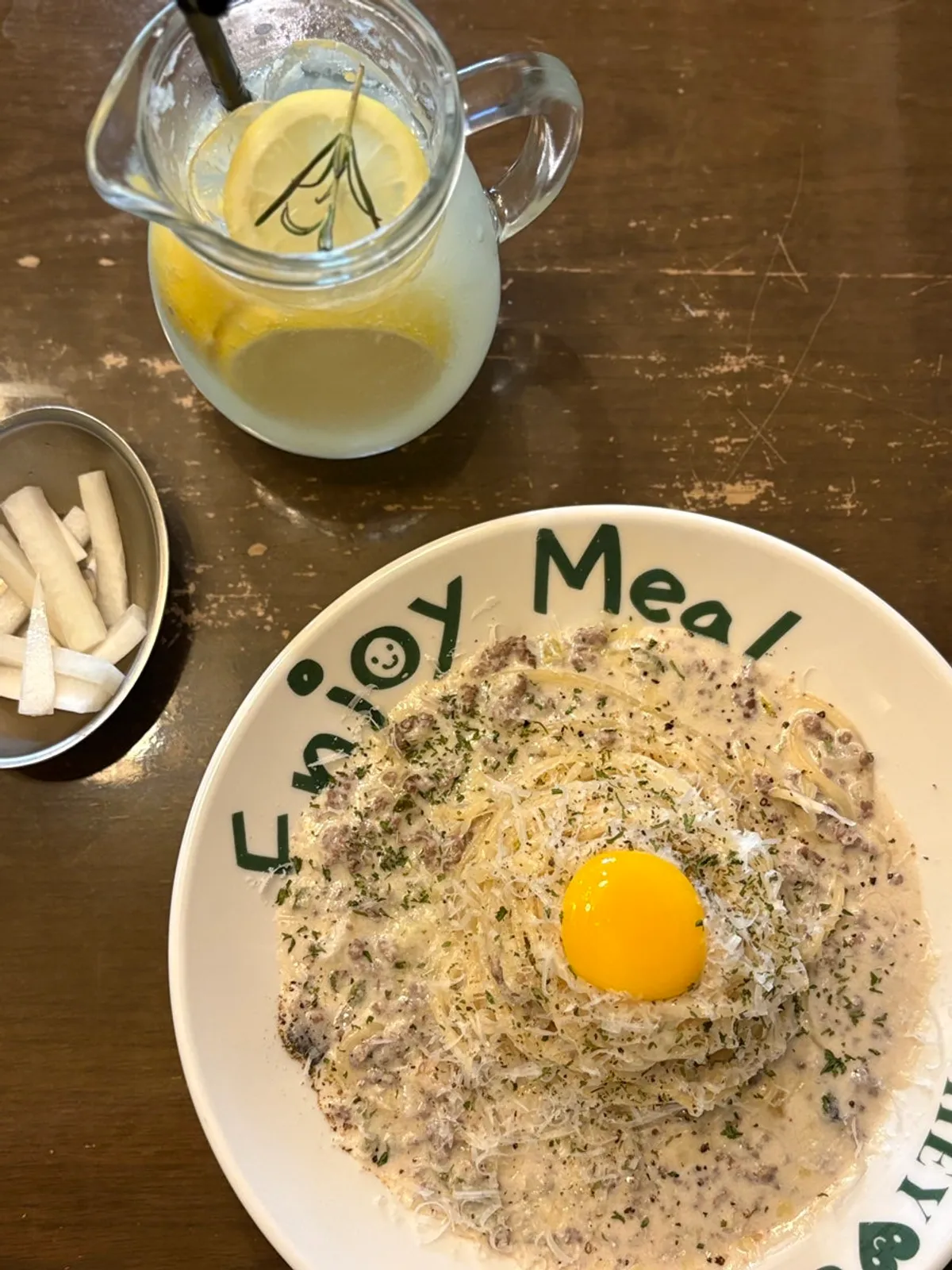 헤이죠지 화이트라구트러플크림파스타 한 접시