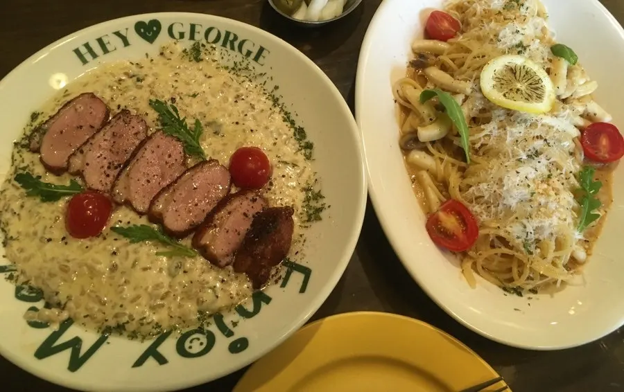 Al dente cream risotto with rice grains still intact