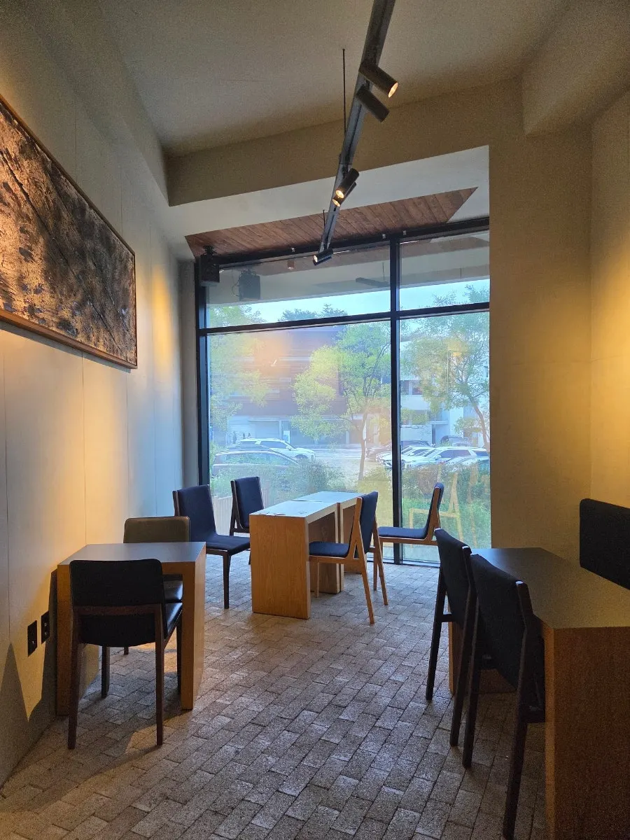 Interior seating at Heuksadang with pretty lighting