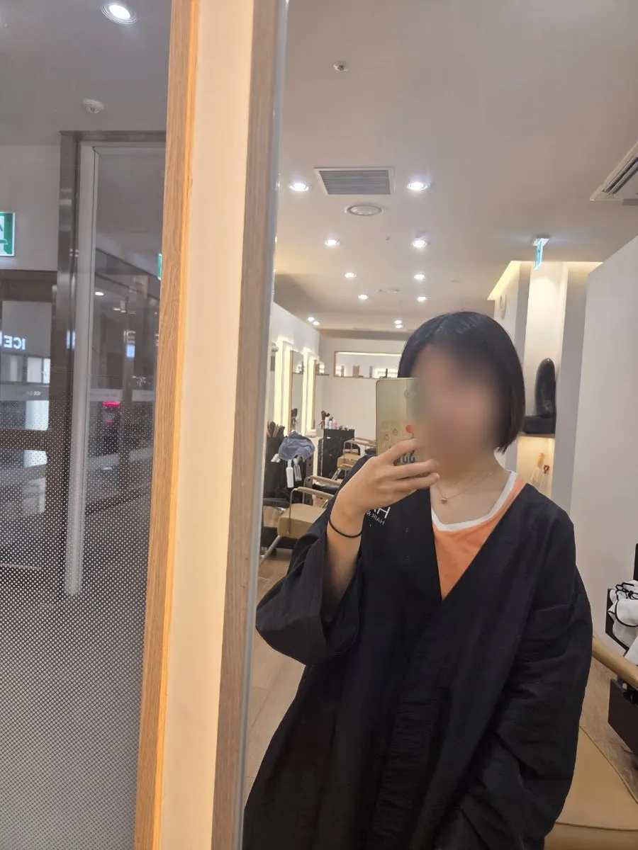 헤드스파와 클리닉 후 정돈된 애프터 헤어