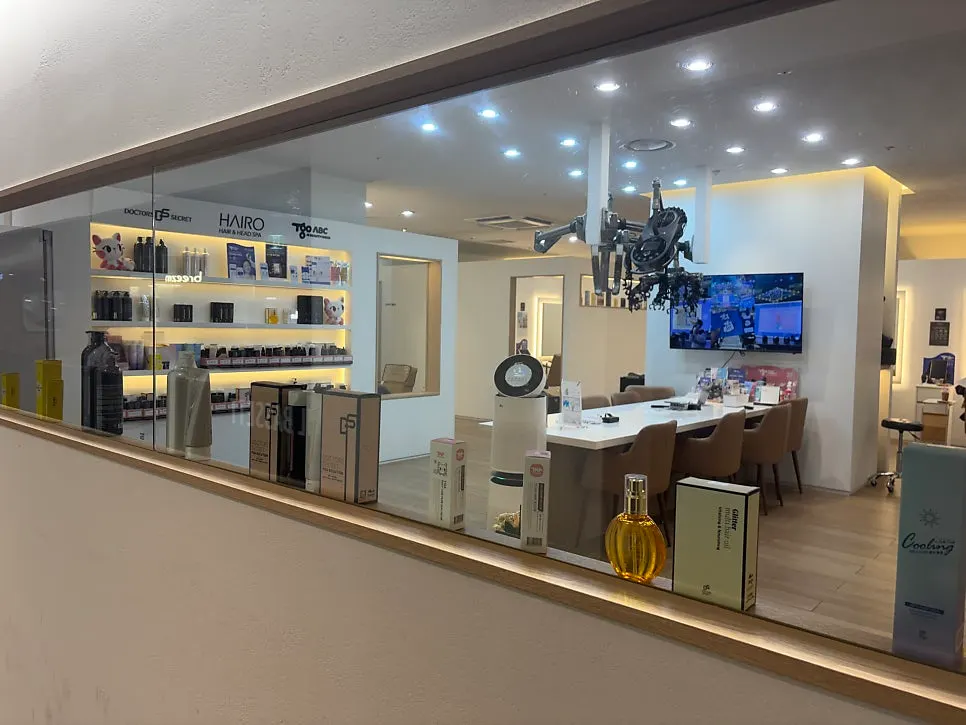 Tidy, clean interior of the salon