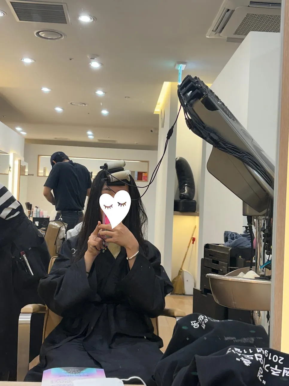 Front and side waves after clinic product application