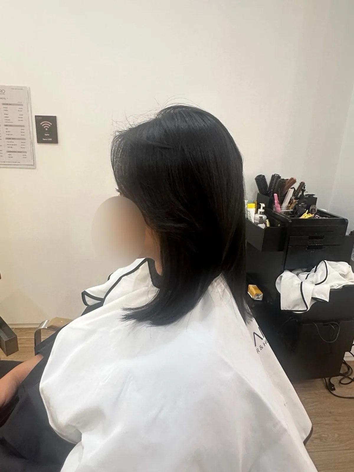Shiny finished hair after volume magic