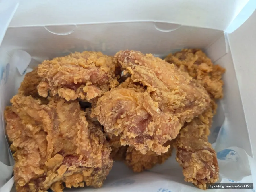 Fried chicken served with seasoned salt and mustard