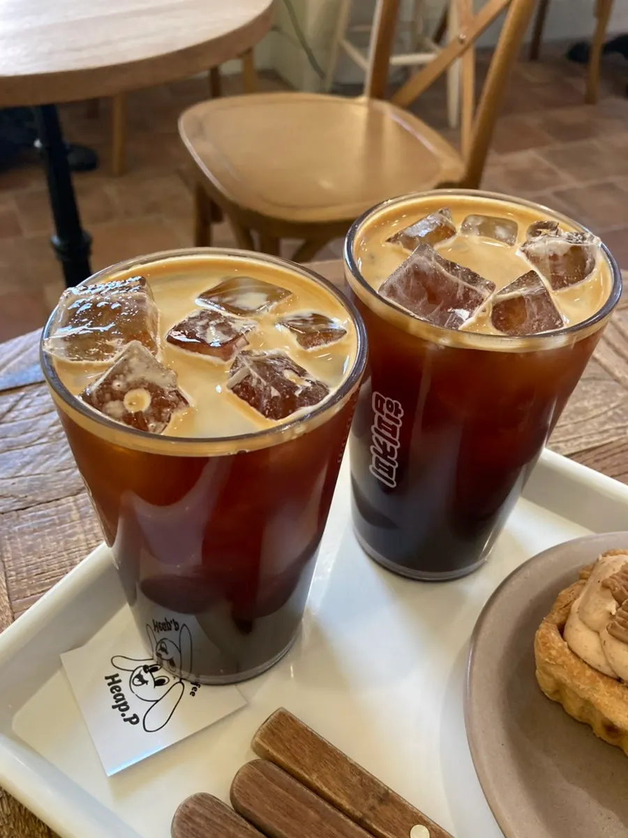 Fig pudding visible in the dessert showcase