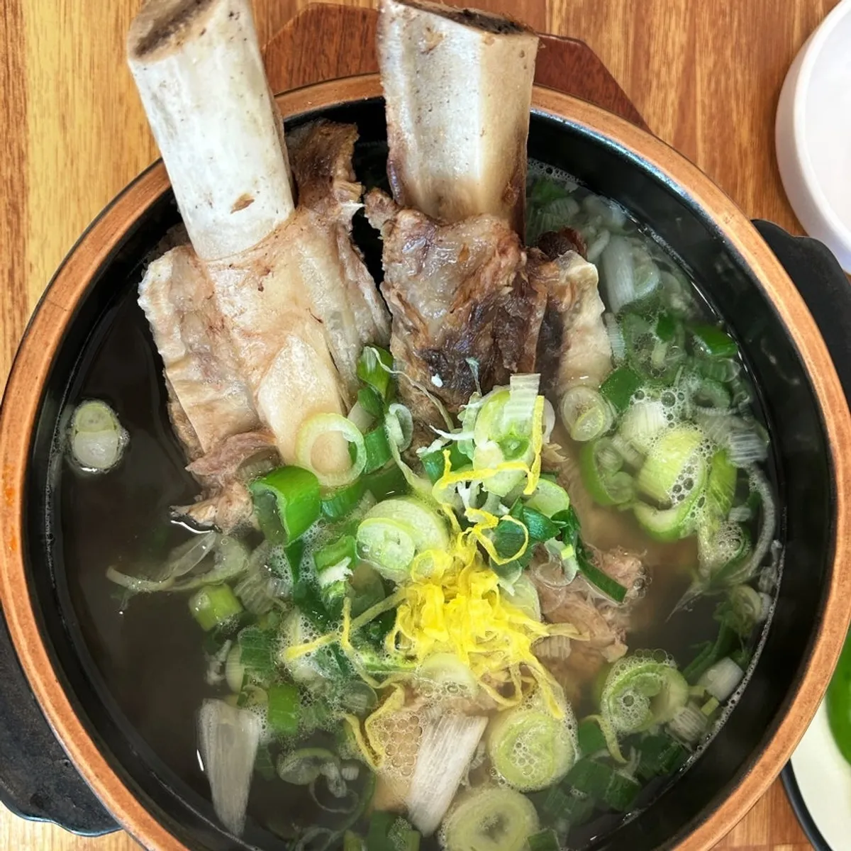 원기회복 갈비탕 한 그릇