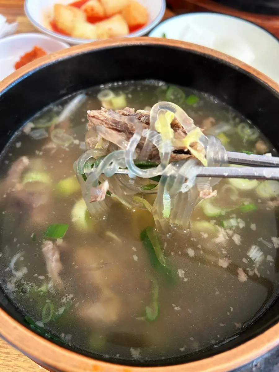 갈비탕 곁들임 석박지