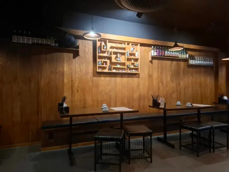 Hamaru Hoegi menu and table setting