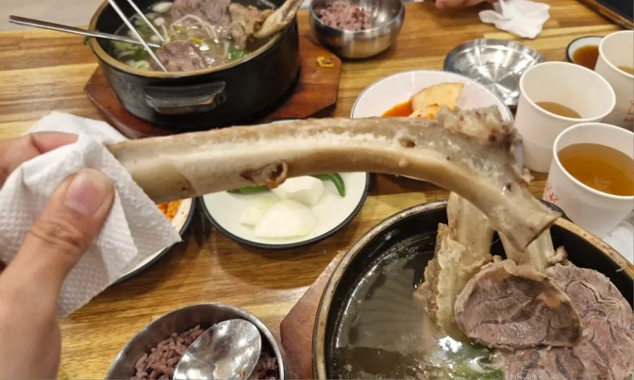 Rib bone with meat cleanly separated