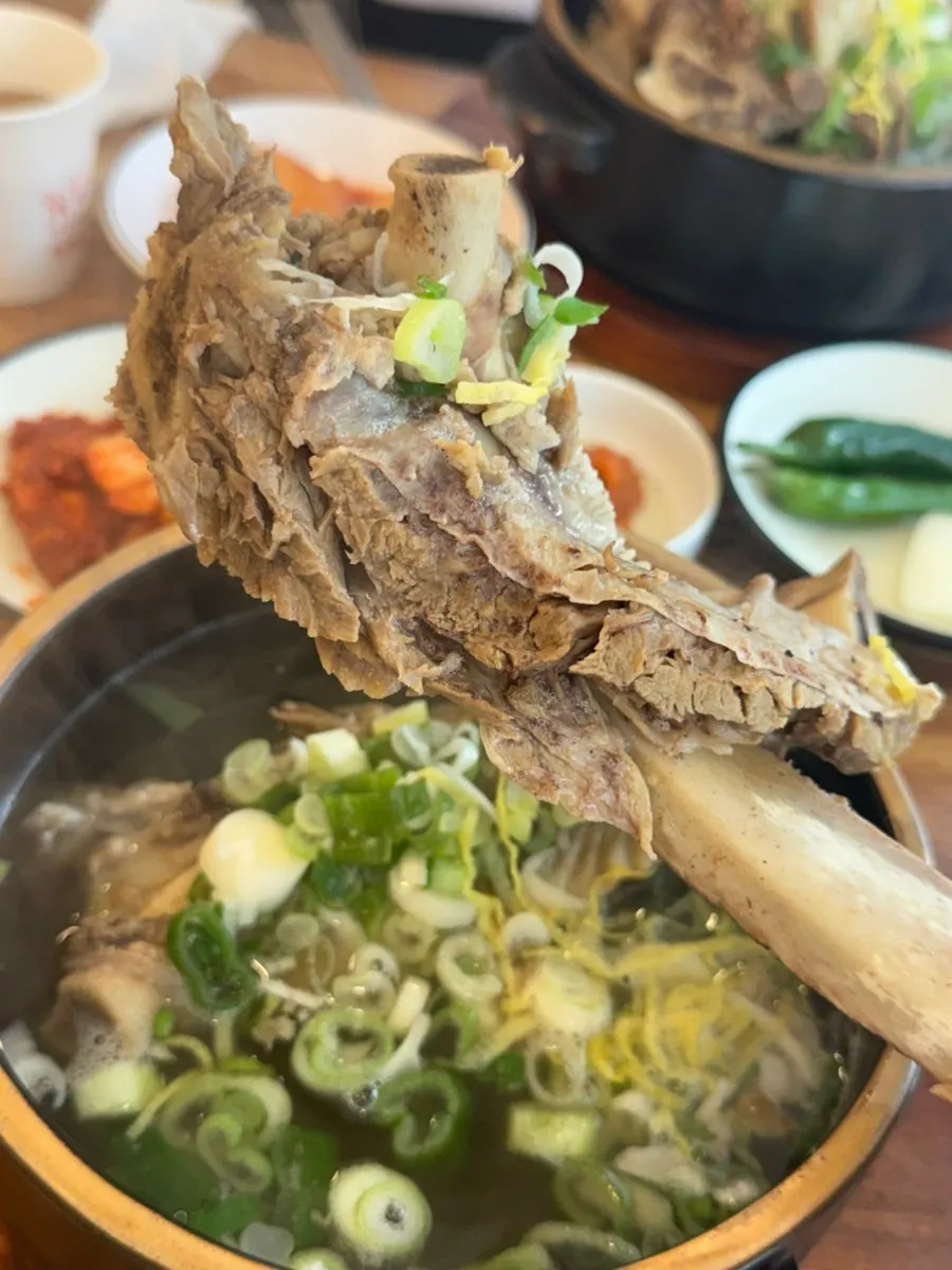 A large rib piece with plump meat attached