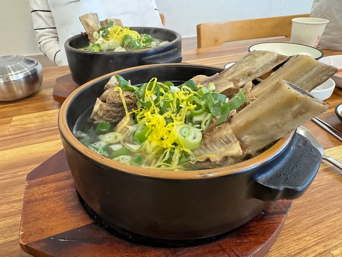 매일 120kg 갈비 손질 과정을 적어둔 안내
