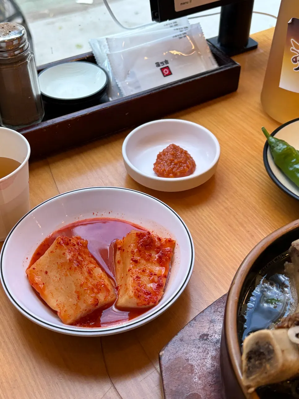 Homemade kkakdugi and kimchi side dishes