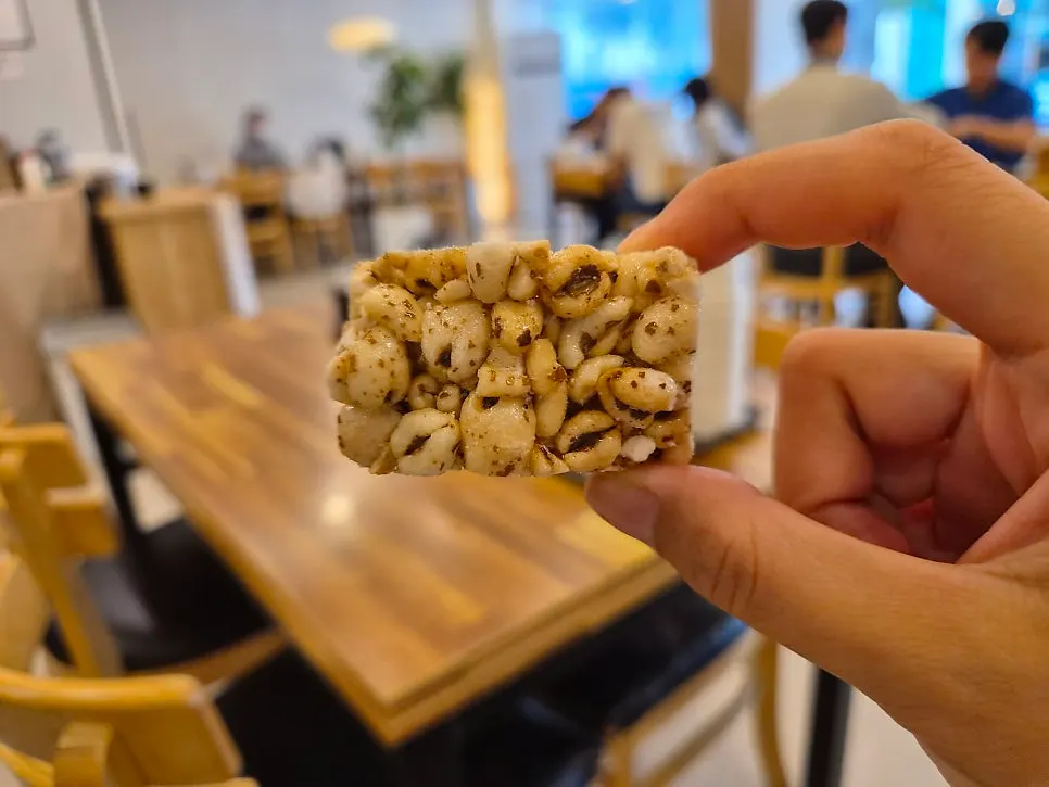 Gangjeong eaten for dessert