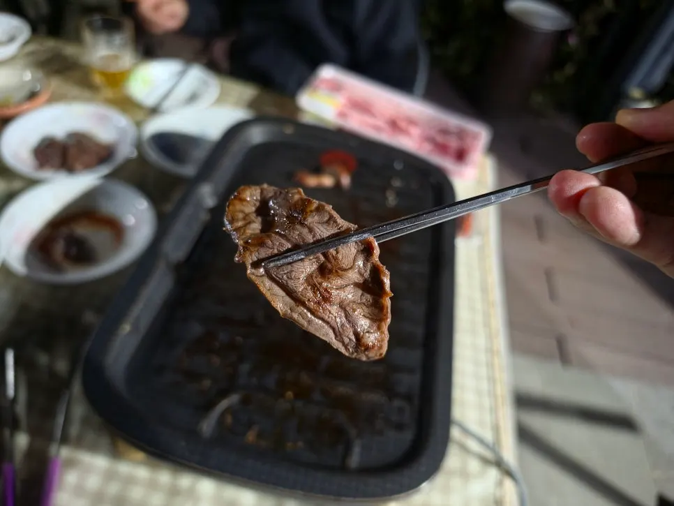 Lightly seared arongsatae