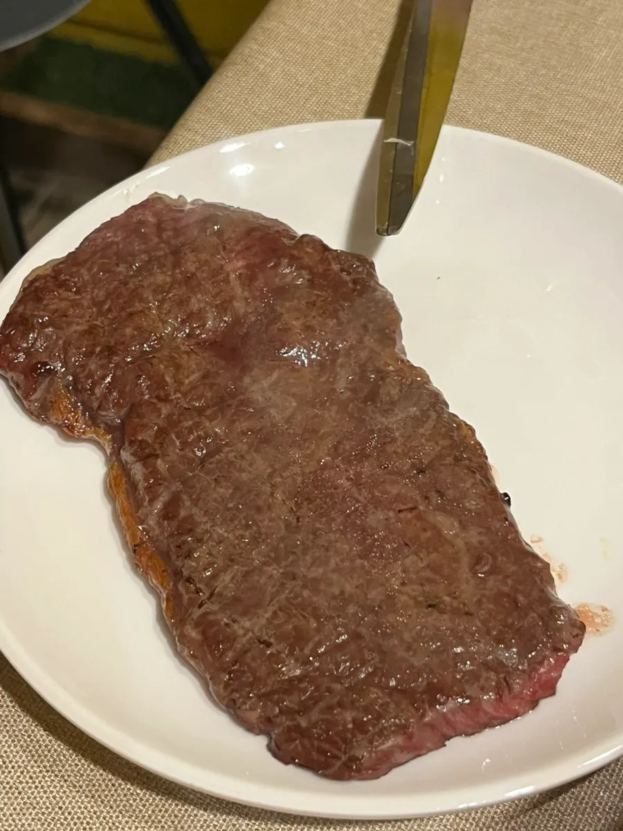 촉촉한 채끝살 한우