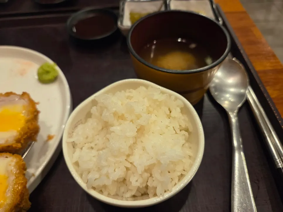 기본으로 나오는 미소된장국