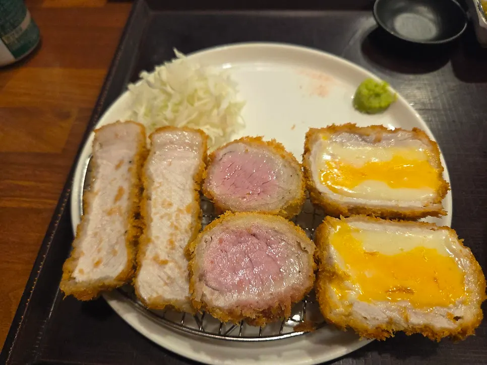 식사를 마무리한 호카츠 테이블