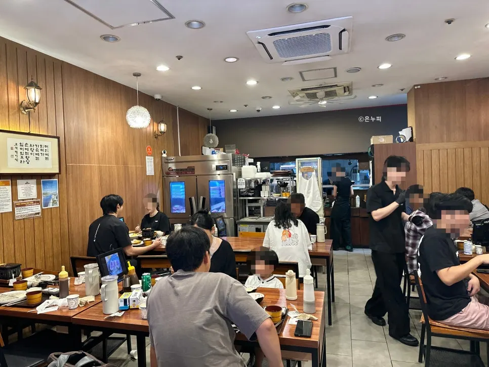 Clean interior seating at HOKATSU