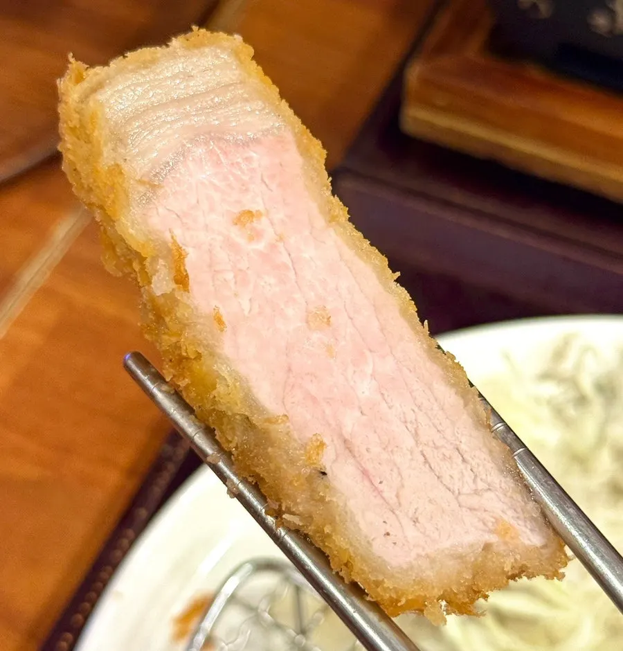 두툼한 특등심카츠 단면