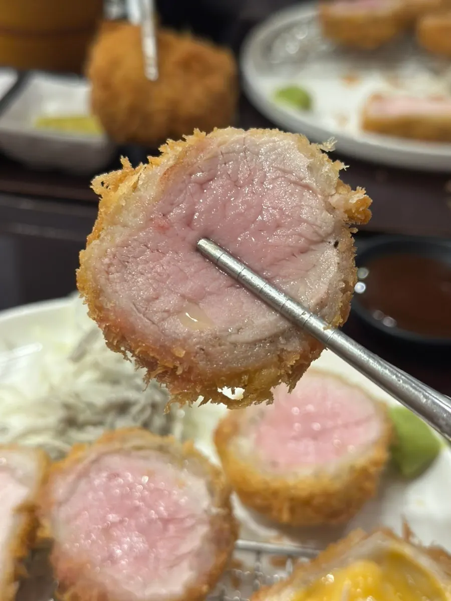 Freshly fried three-cutlet katsu platter